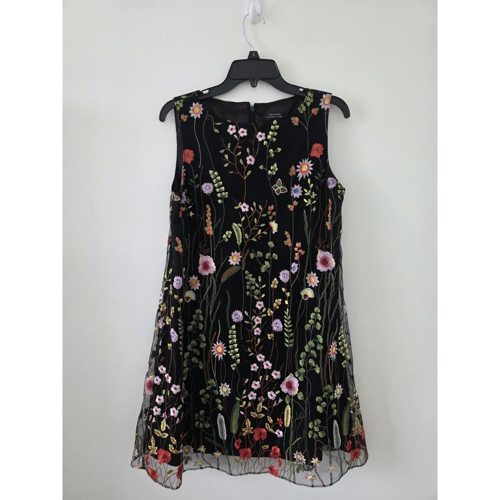 Women's Size 6 Tahari Arthur S. Levine Floral Embroidered Shift Dress